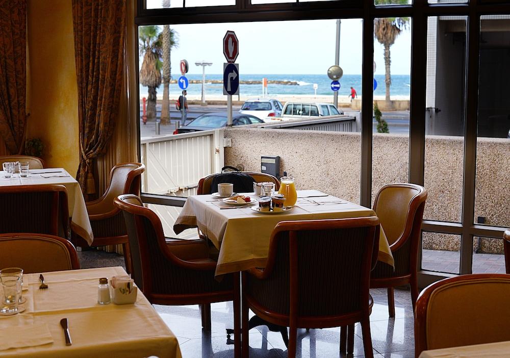 Abratel Sea View Hotel Tel Aviv Exterior foto