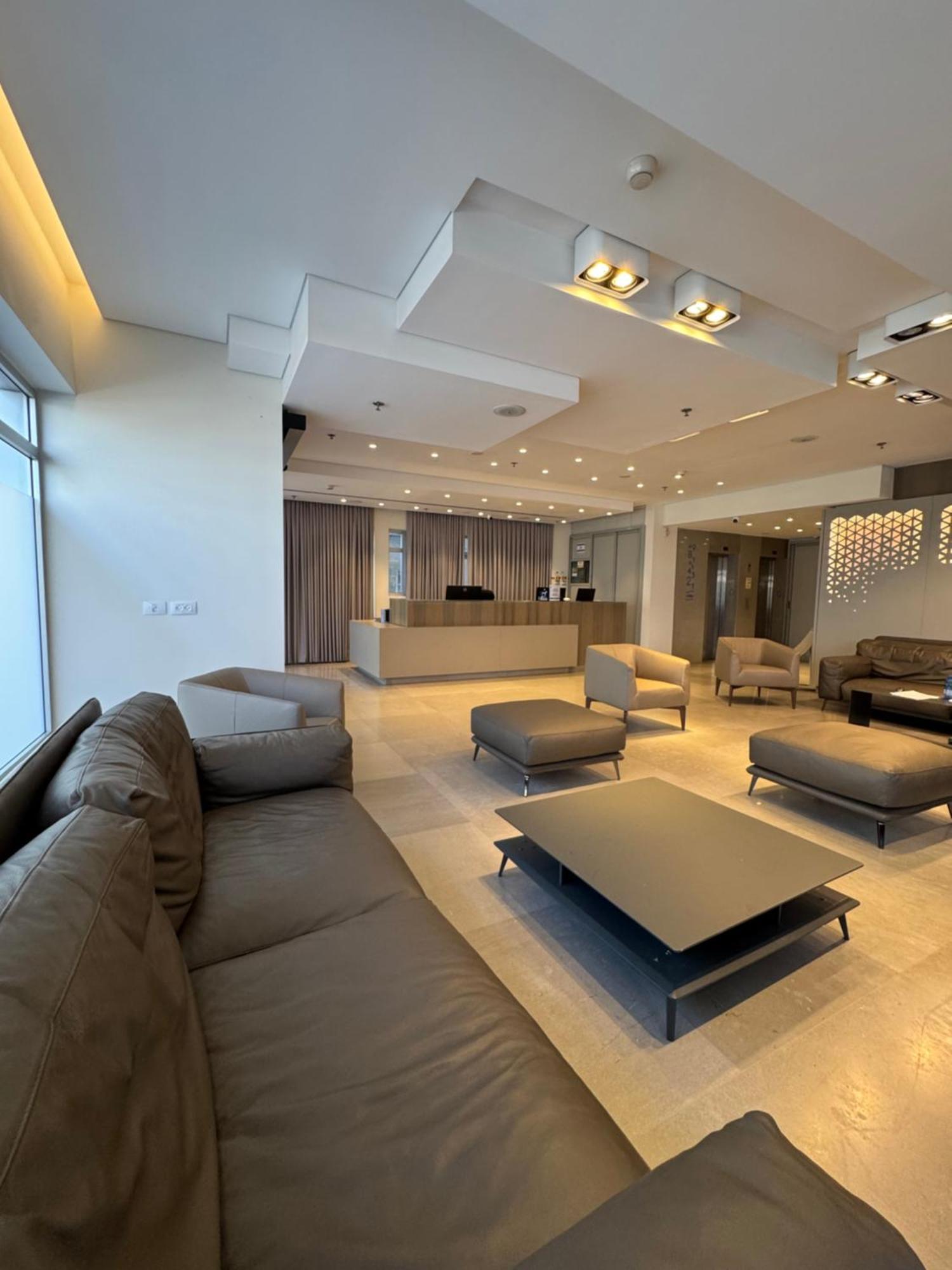 Abratel Sea View Hotel Tel Aviv Exterior foto